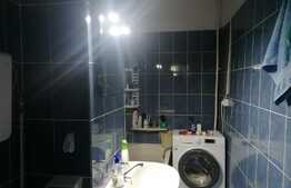 Apartament 2 camere, decomandat, etaj intermediat, zona Craiovita Noua