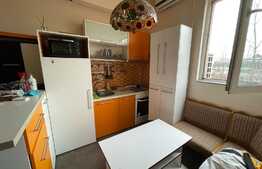 Apartament de 2 camere semidecomandat zona Calea Severinului