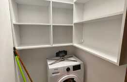 Apartament 3 camere zona Polivalenta, parcare privata, centrala termica