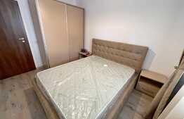 Apartament 3 camere zona Polivalenta, parcare privata, centrala termica