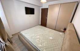 Apartament 3 camere zona Polivalenta, parcare privata, centrala termica