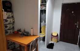 Camera de camin cu baie proprie, parter, zona Popeci Lapus