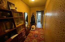 Apartament 3 camere, semidecomandat, 65 mp utili, zona centrala