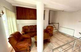 Casa boiereasca bine intretinuta, 650 mp, 800 mp teren, Central!