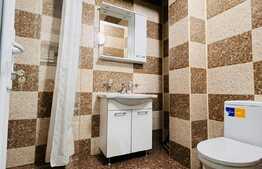 Studio spatios de 45 mp, mobilat modern, zona centrala