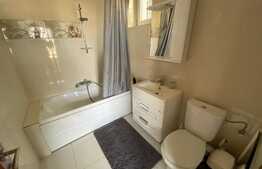 Casă S + P + E + T renovată la interior, de 250 mp utili, cu 400 mp curte, zona Ford