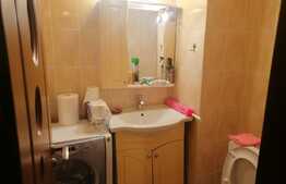 Apartament 3 camere, decomandat, zona Mall