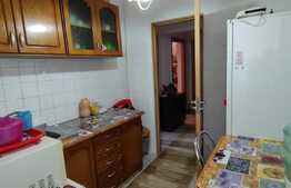 Apartament de 2 camere, decomandat, etaj intermediar, zona Garii