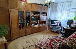 Apartament de 3 camere, decomandat, etaj intermediar, zona Scoala Theodor Aman