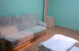 Garsoniera de 35 mp, utilata, zona Craiovita! Pret oportun!