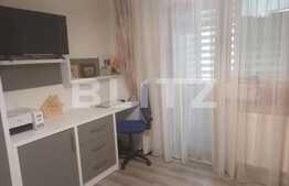 Apartament de 2 camere, decomandat, in Rovine!