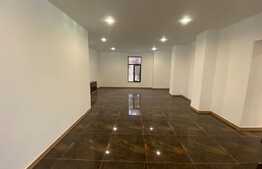 Casa complet restaurata, 575 mp, 1300 mp teren, pretabila hotel in zona centrala