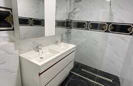 Casa complet restaurata, 575 mp, 1300 mp teren, pretabila hotel in zona centrala