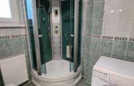 Apartament 2 camere, curte cu foisor+camera, 2 locuri parcare, zona Electroputere Mall