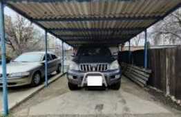 Apartament 2 camere, curte cu foisor+camera, 2 locuri parcare, zona Electroputere Mall