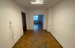 Apartament de 4 camere, ultracentral, vedere panoramica