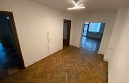 Apartament de 4 camere, ultracentral, vedere panoramica