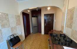 Apartament de 2 camere, semidecomandat, etaj 1, George Enescu