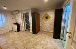 Apartament in vila, 3 camere, 90 mp, zona Calea Severinului