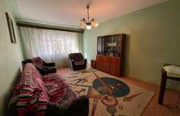 Apartament 3 camere, decomandat, zona Sarari