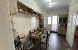 Apartament, 4 camere, 101 mp, 2 balcoane, Calea Bucuresti