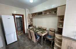 Apartament, 4 camere, 101 mp, 2 balcoane, Calea Bucuresti