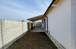 Casa pe un singur nivel, 95 mp, ansamblu nou in Isalnita 