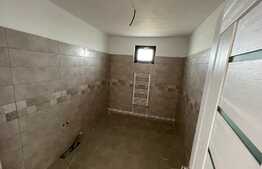 Casa pe un singur nivel, 95 mp, ansamblu nou in Isalnita 