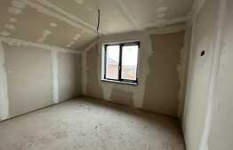 Casa P+M cu teren de 350 mp, Simnicul de Jos