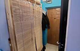 Apartament de 2 camere, etaj intermediar, zona Piata Valea Rosie