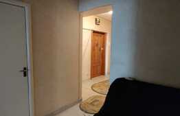 Apartament de 3 camere, 72 mp, etaj intermediar, zona Piata Centrala