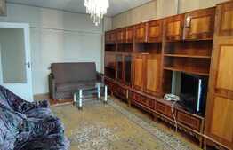 Apartament de 3 camere, 72 mp, etaj intermediar, zona Piata Centrala