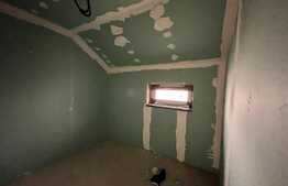 Casa de 130 mp utili, cu teren de 570 mp, Simnicul de Jos