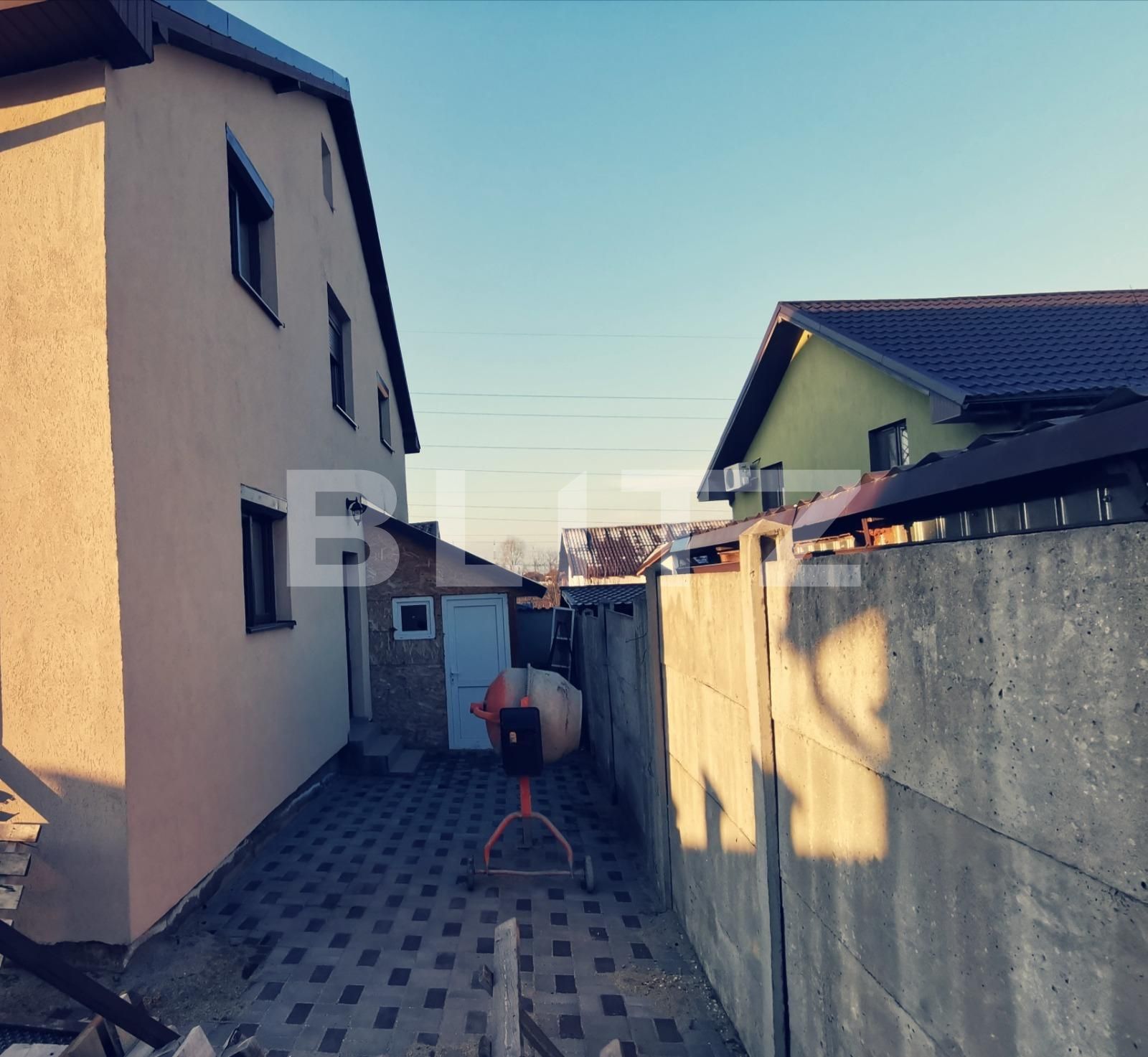 Casa de vânzare 4 camere Exterior  Nord - 82594CV | BLITZ Craiova | Poza3