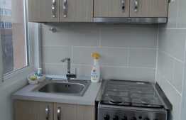Apartament 2 camere, decomandat, zona Rovine 