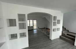 Casa la cheie P+M, teren 500 mp, toate utilitatile, zona Ghercesti-Aeroport