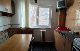 Apartament de 3 camere, etaj intermediar, zona Cornitoiu