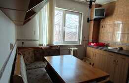 Apartament de 3 camere, etaj intermediar, zona Cornitoiu