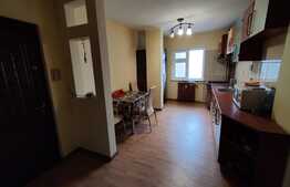 Apartament 3 camere, decomandat, Sarari