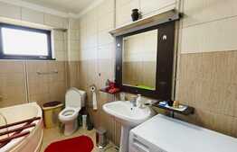 Apartament 2 camere, 68 mp, decomandat, zona Ford