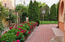 REDUCERE! Vilă deosebită 500 mp utili cu 1.400 mp teren, zona Ford