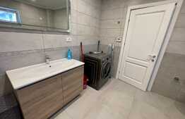 Casa de 150 mp, parcare, incalzire in pardoseala, curte mare, zona Garlesti!