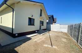 Casa pe un singur nivel, 250 mp teren, zona Selgros