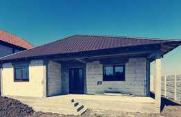 Oferta! Casa la cheie pe plan parter, 100 mp utili si teren 350 mp, Isalnita!