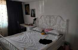 Casa parter si etaj mobilata si teren 1000mp