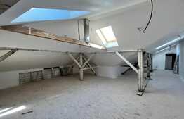 Casă deosebită S + P + E + M 300 mp utili cu 320 mp teren, zonă centrală