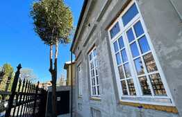 Casă deosebită S + P + E + M 300 mp utili cu 320 mp teren, zonă centrală