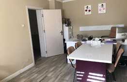 Spatiu comercial, 60 mp, zona Ramada