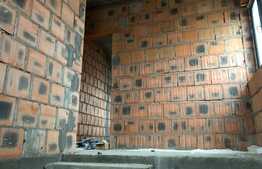 Casă individuală de 140 mp utili cu 326 mp teren, zona Căpșunărie