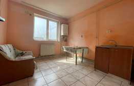 Garsoniera decomandata, 38 mp, zona Casa Științei